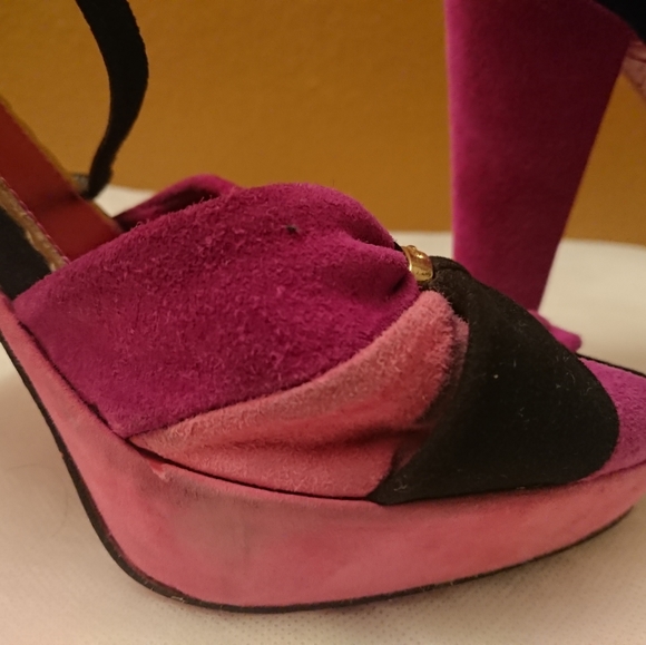 BETSEY JOHNSON Pink Purple Black Platform Sandals - Picture 8 of 11